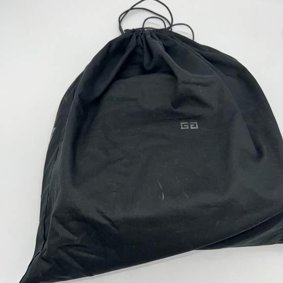 GIVENCHY | Medium ID Leather Top Handle Bag - Picture 7 of 16